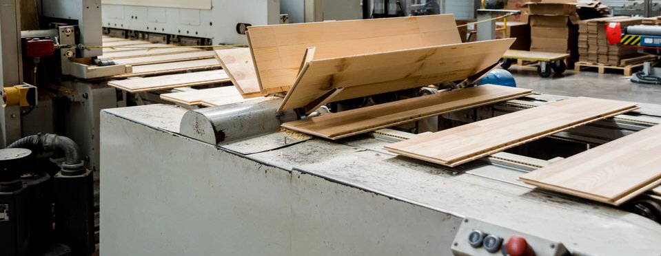 2020_GI-1184978180_Parkettproduktionslinie_Holzbodenfabrik-1.jpg 2020_GI-1184978180_Parkettproduktionslinie_Holzbodenfabrik-1.jpg