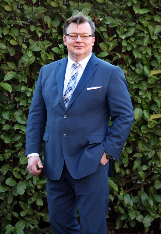 Bild_RudolfSurrey.jpg Bild_RudolfSurrey.jpg